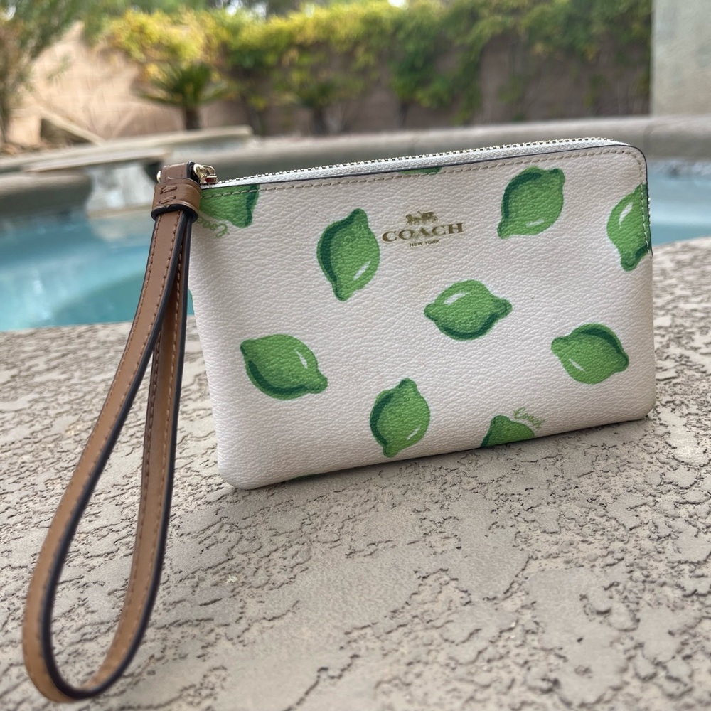 COACH Corner Zip Wristlet with Lime Pattern 🍋‍🟩
